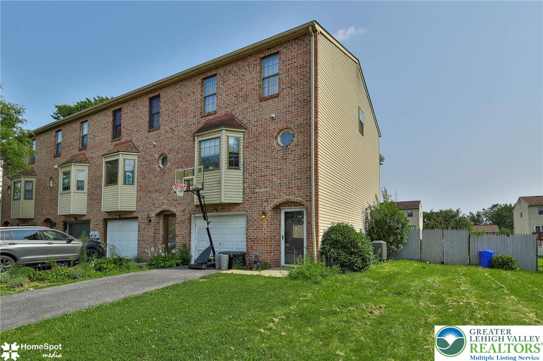 472 Vera Circle
