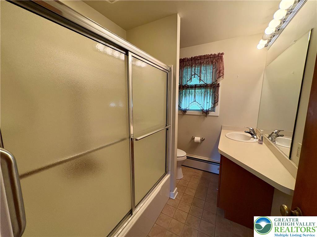 Emmaus Boro, Pennsylvania 18049, United States, 3 Bedrooms Bedrooms, ,2 BathroomsBathrooms,Residential,Active,160559