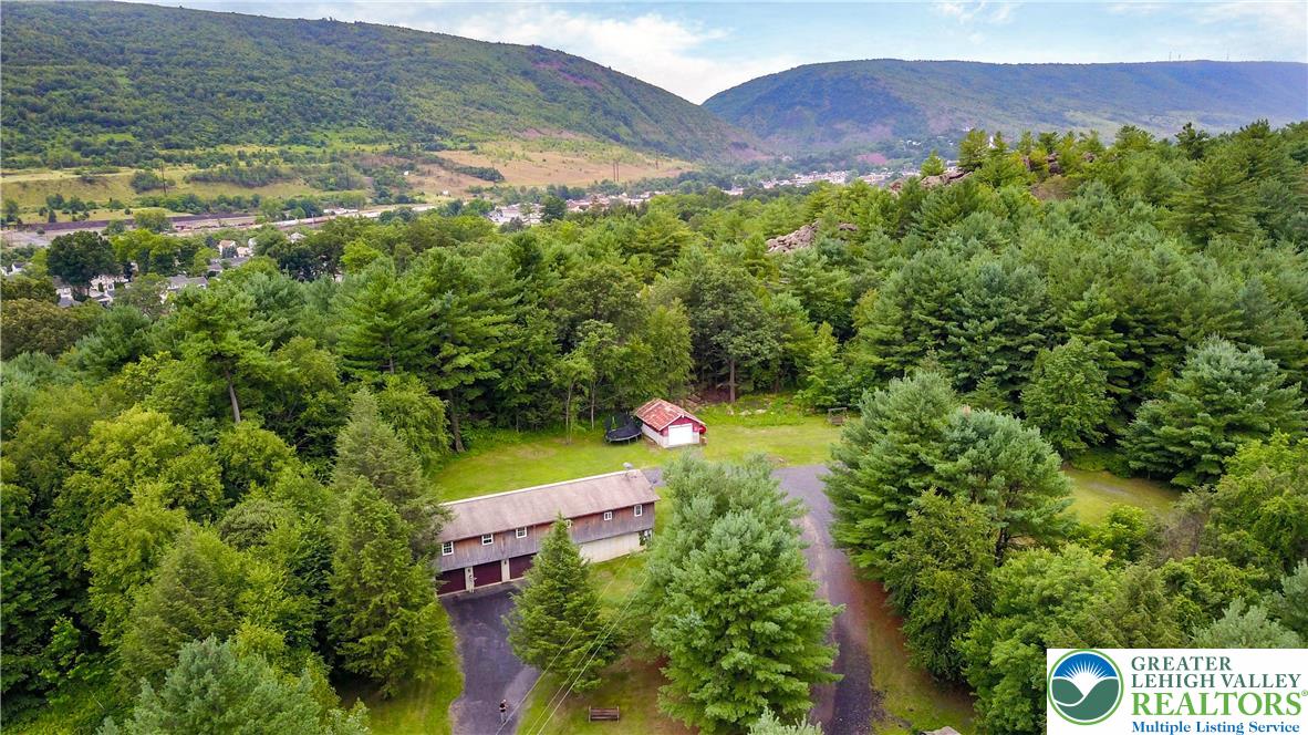 Lower Towamensing Tp, Pennsylvania 18071, United States, 3 Bedrooms Bedrooms, ,2 BathroomsBathrooms,Residential,Active,179507