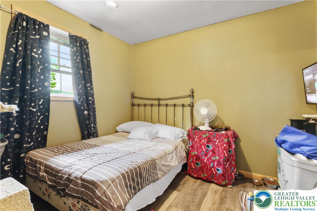 Lower Towamensing Tp, Pennsylvania 18071, United States, 3 Bedrooms Bedrooms, ,2 BathroomsBathrooms,Residential,Active,179507