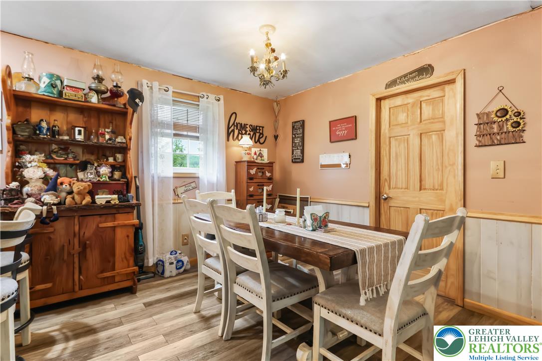 Lower Towamensing Tp, Pennsylvania 18071, United States, 3 Bedrooms Bedrooms, ,2 BathroomsBathrooms,Residential,Active,179507