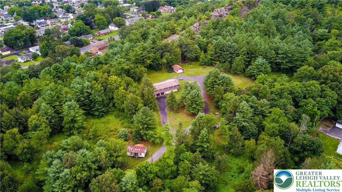 Lower Towamensing Tp, Pennsylvania 18071, United States, 3 Bedrooms Bedrooms, ,2 BathroomsBathrooms,Residential,Active,179507