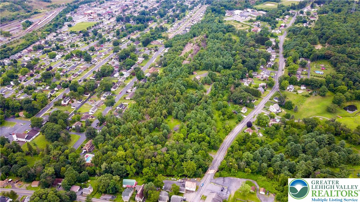 Lower Towamensing Tp, Pennsylvania 18071, United States, 3 Bedrooms Bedrooms, ,2 BathroomsBathrooms,Residential,Active,179507