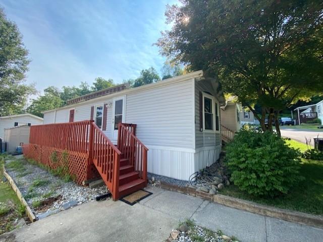 360 Delaware Drive 16