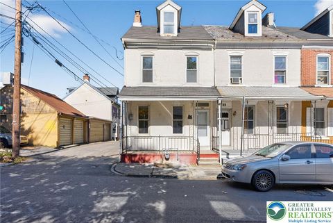 Photo of 737 W Liberty Street, Allentown, PA 18102 (MLS # 766600) Photo of 737 W Liberty Street, Allentown, PA 18102 (MLS # 766600)