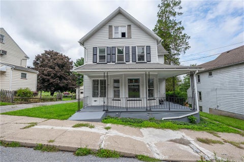 Photo for 739 Broadway