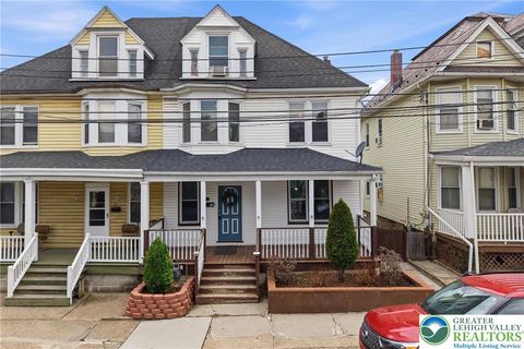 Photo of 32 N 8th Street, Easton, PA 18042 (MLS # 773138)