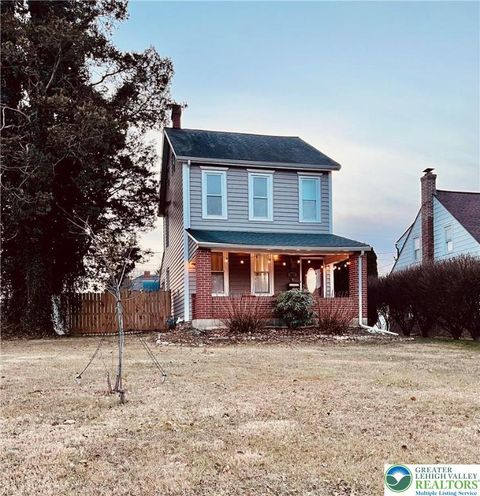 Photo of 302 N 2nd Street, Emmaus Boro, PA 18049 (MLS # 769650)