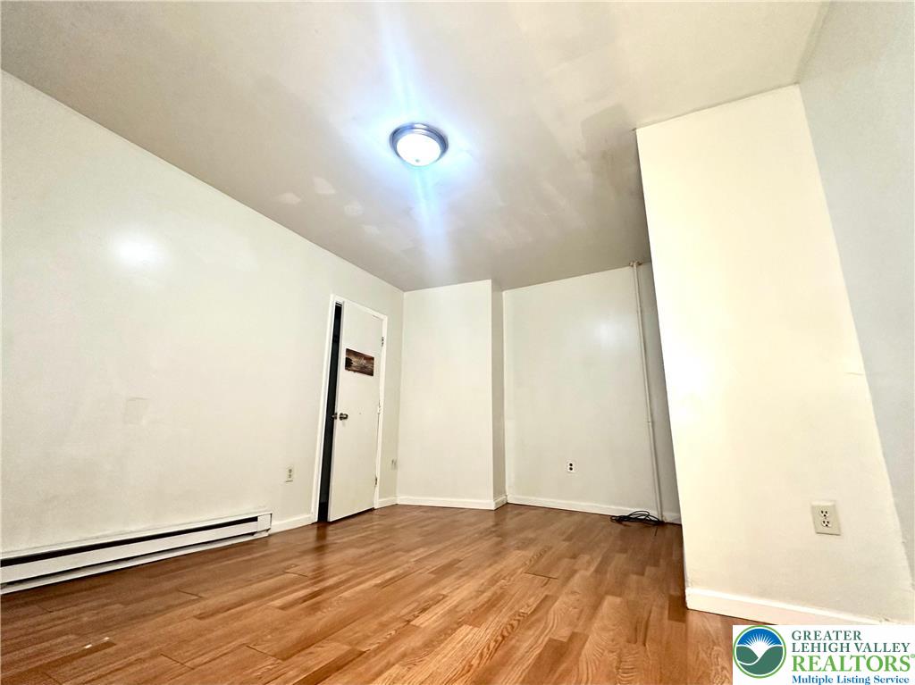 171 W Ridge Street 3
