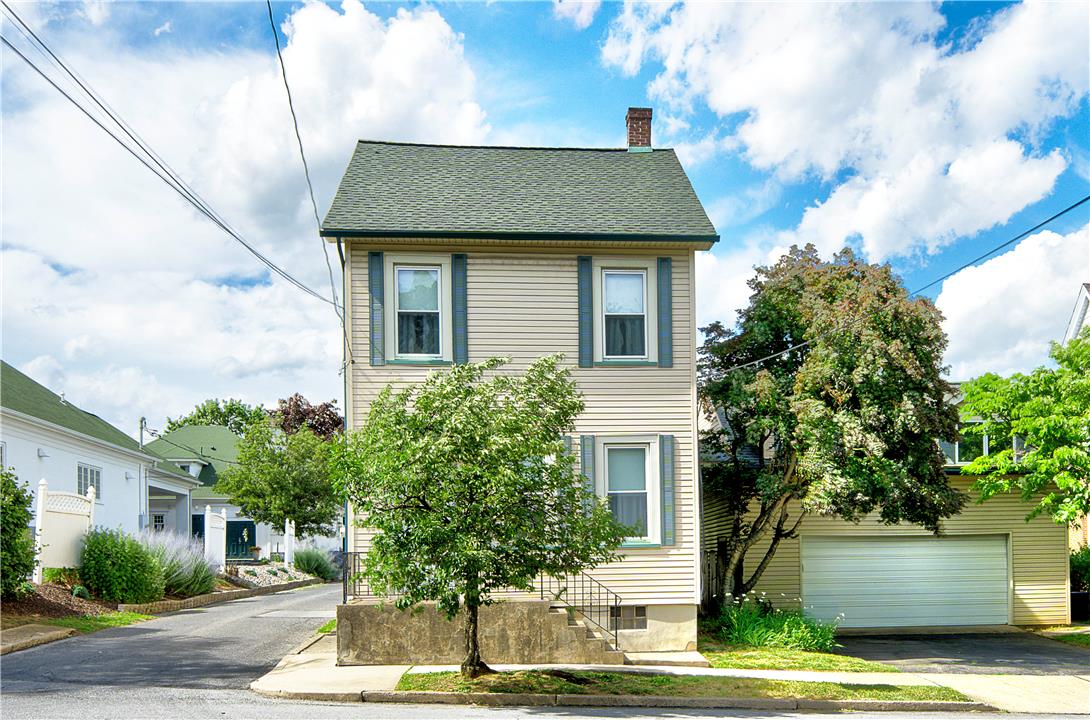 321 E Market Street