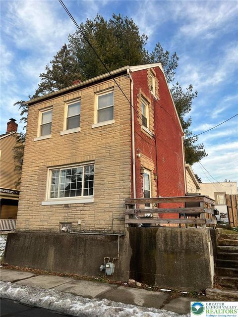 Photo of 139 Main Street, Hellertown Boro, PA 18055 (MLS # 774700)