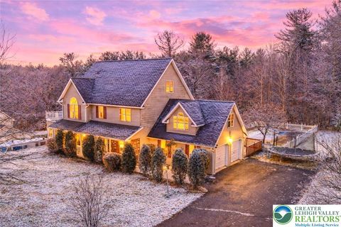 Photo of 2247 Reo Drive, Chestnuthill Twp, PA 18330 (MLS # 770662)