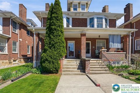 Photo of 1350 Montrose Avenue, Bethlehem, PA 18018 (MLS # 775858)