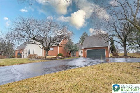 Photo of 2475 Houghton Lean, Macungie, PA 18062 (MLS # 772686)