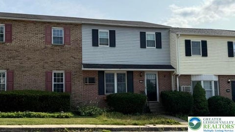 Homes For Sale - 5758 Greens Drive<br/> Lower Macungie Twp, PA 18106