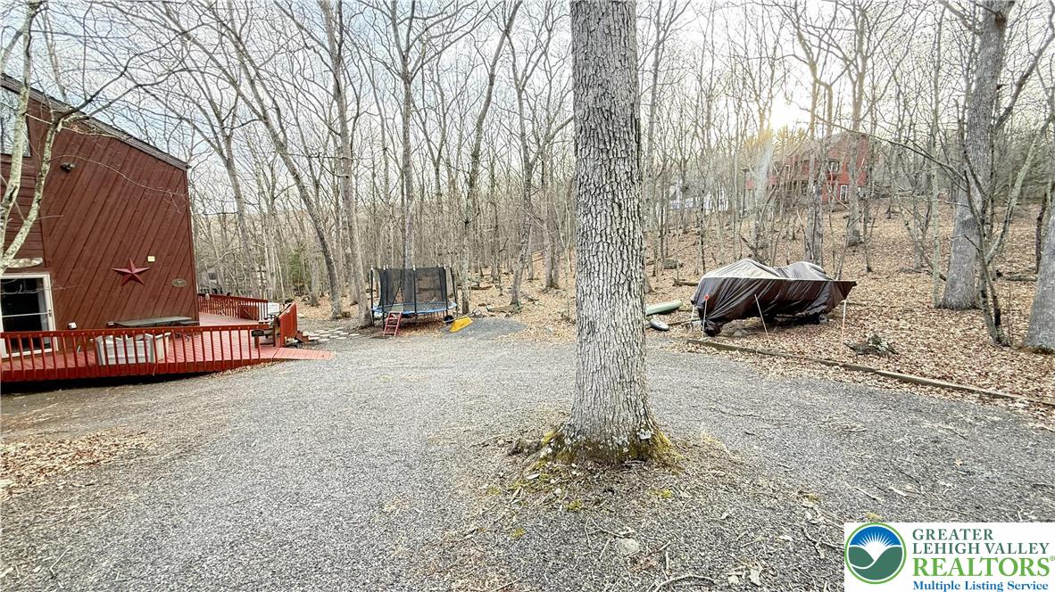 5933 Decker Road
