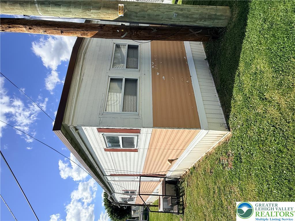 5200 Freemansburg Avenue 12