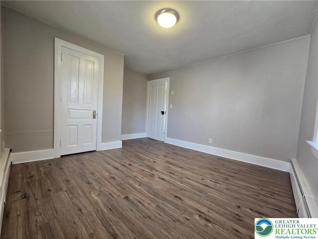 Bath Boro, Pennsylvania 18014, United States, 4 Bedrooms Bedrooms, ,2 BathroomsBathrooms,Residential,Active,251924