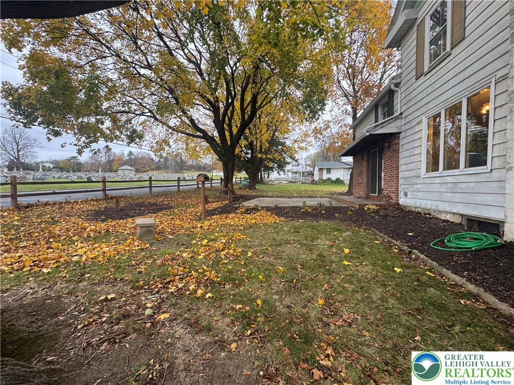 Bath Boro, Pennsylvania 18014, United States, 4 Bedrooms Bedrooms, ,2 BathroomsBathrooms,Residential,Active,251924