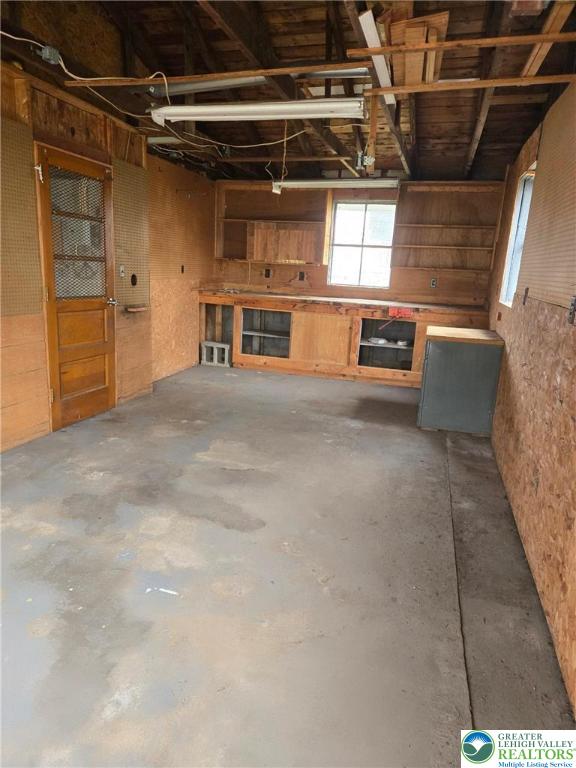 Bath Boro, Pennsylvania 18014, United States, 4 Bedrooms Bedrooms, ,2 BathroomsBathrooms,Residential,Active,251924