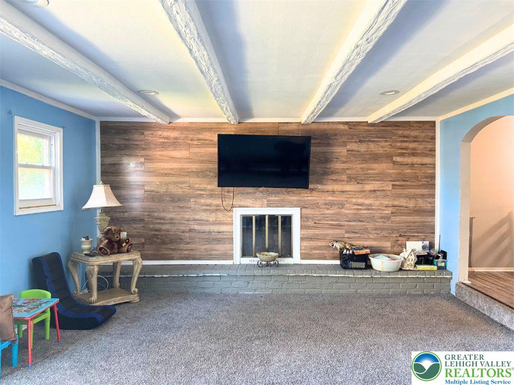 Allentown City, Pennsylvania 18103, United States, 4 Bedrooms Bedrooms, ,2 BathroomsBathrooms,Residential,Active,230292