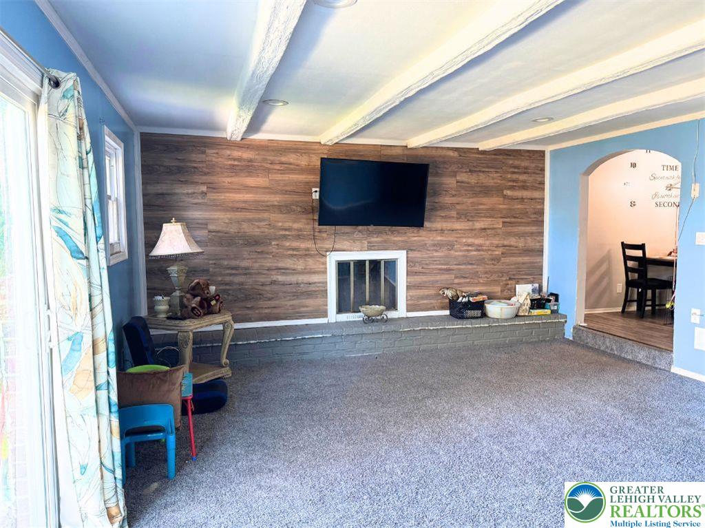 Allentown City, Pennsylvania 18103, United States, 4 Bedrooms Bedrooms, ,2 BathroomsBathrooms,Residential,Active,230292