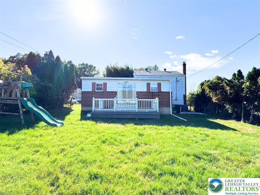 Allentown City, Pennsylvania 18103, United States, 4 Bedrooms Bedrooms, ,2 BathroomsBathrooms,Residential,Active,230292