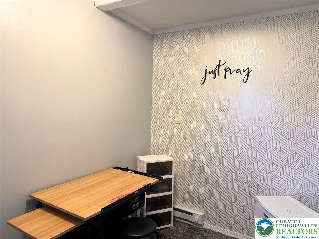 Allentown City, Pennsylvania 18103, United States, 4 Bedrooms Bedrooms, ,2 BathroomsBathrooms,Residential,Active,230292