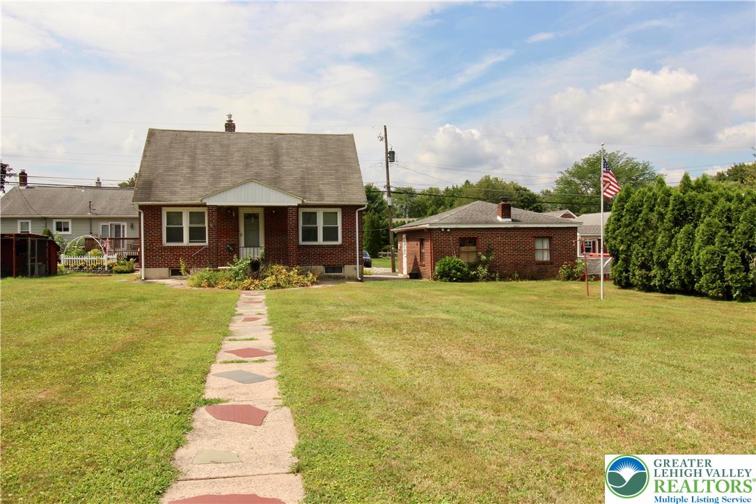 South Whitehall Twp, Pennsylvania 18104, United States, 3 Bedrooms Bedrooms, ,2 BathroomsBathrooms,Residential,Pending,192545