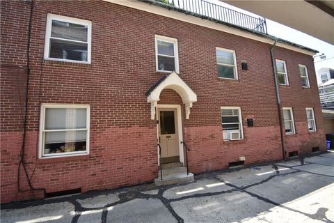 Apartment For Rent - 4 Bennett Court<br/> Easton, PA 18042