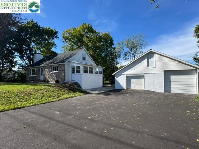 1561 Limeport Pike