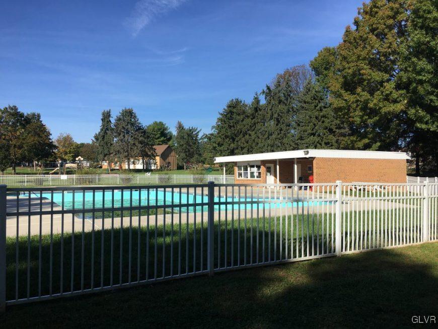 Upper Macungie Twp, Pennsylvania 18031, United States, 3 Bedrooms Bedrooms, ,2 BathroomsBathrooms,Residential,Active,80281