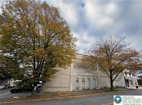 Photo of 1298 Spruce Street, Easton, PA 18042 (MLS # 772397)