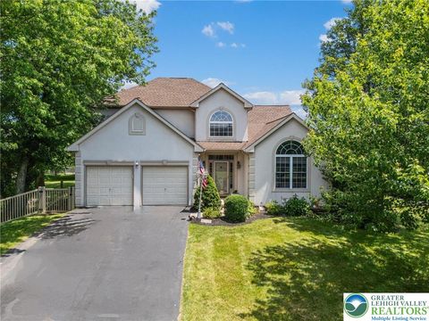 Photo of 441 Sawgrass Drive, Macungie, PA 18104 (MLS # 759111) Photo of 441 Sawgrass Drive, Macungie, PA 18104 (MLS # 759111)