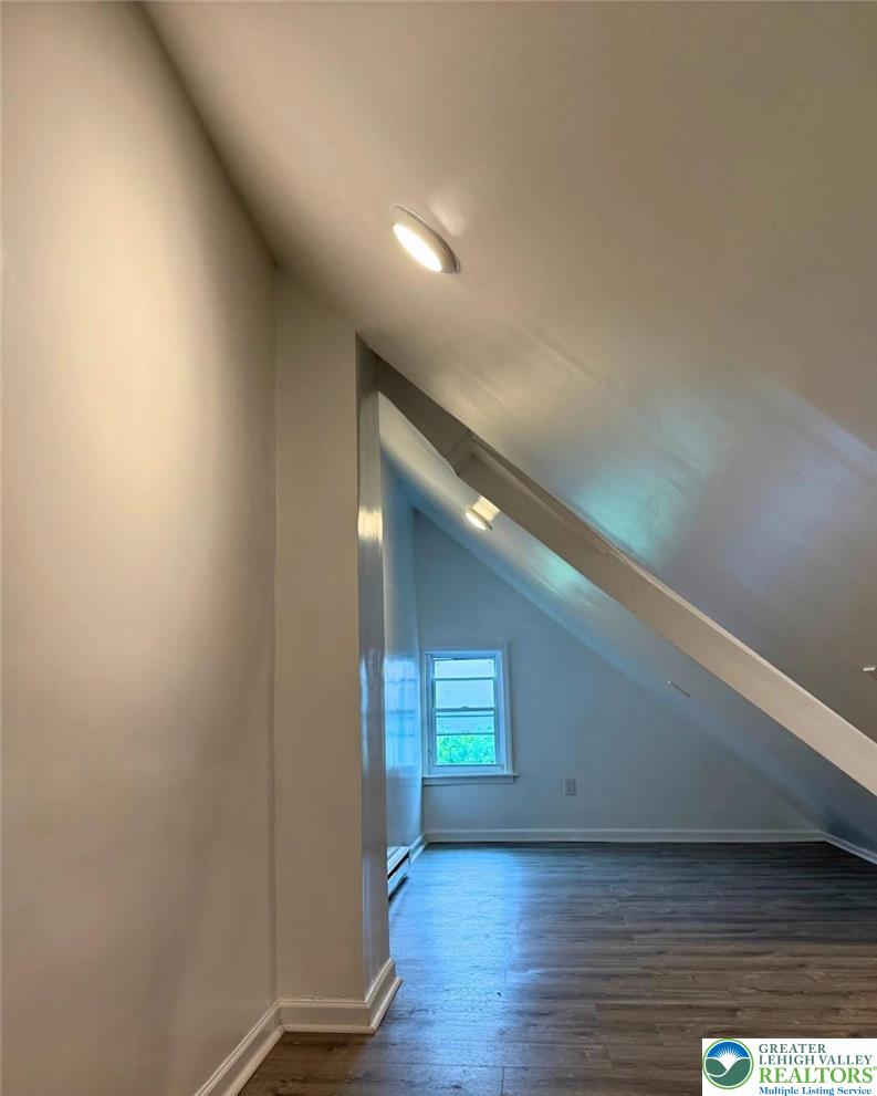 406 9th Street