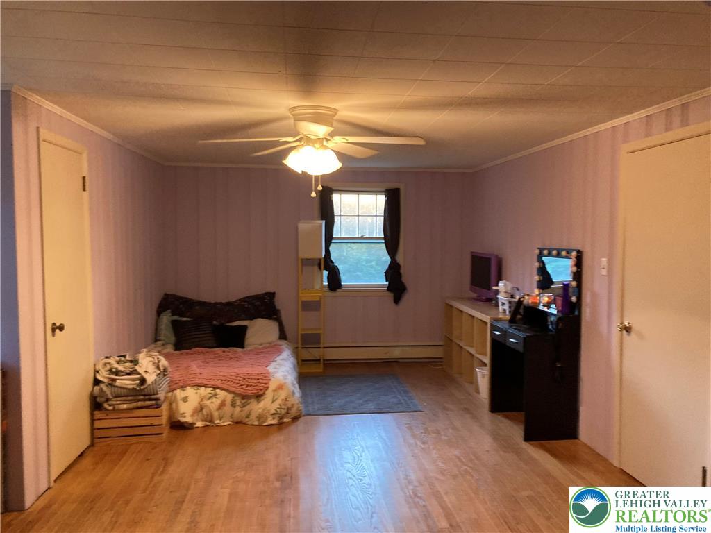 Springfield Twp, Pennsylvania 18077, United States, 4 Bedrooms Bedrooms, ,3 BathroomsBathrooms,Residential,Active,168943