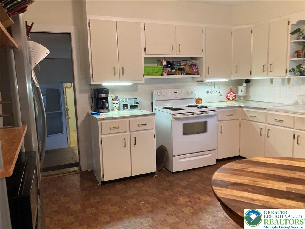 Springfield Twp, Pennsylvania 18077, United States, 4 Bedrooms Bedrooms, ,3 BathroomsBathrooms,Residential,Active,168943