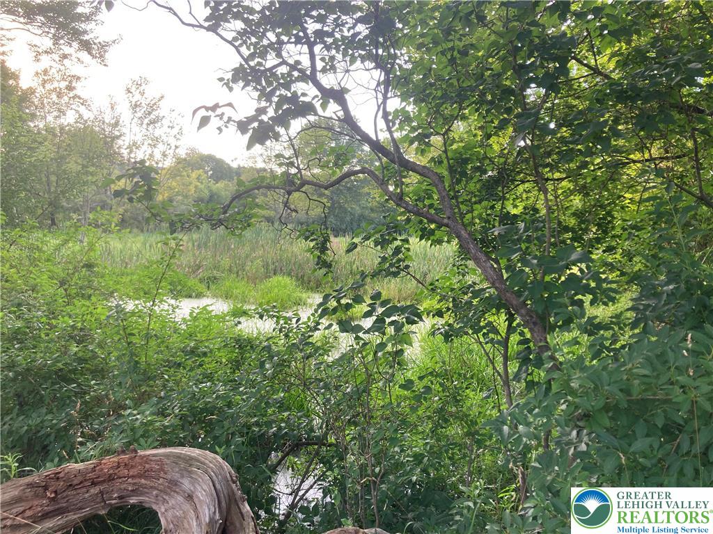 Springfield Twp, Pennsylvania 18077, United States, 4 Bedrooms Bedrooms, ,3 BathroomsBathrooms,Residential,Active,168943