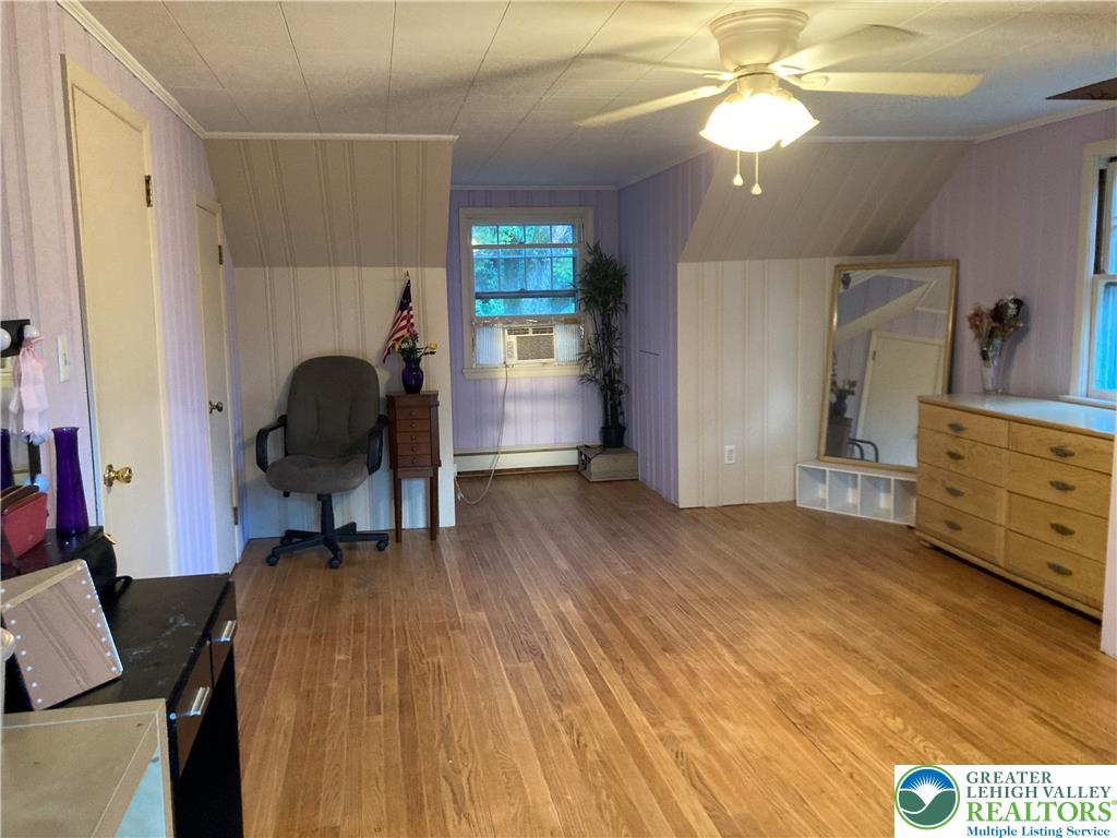 Springfield Twp, Pennsylvania 18077, United States, 4 Bedrooms Bedrooms, ,3 BathroomsBathrooms,Residential,Active,168943