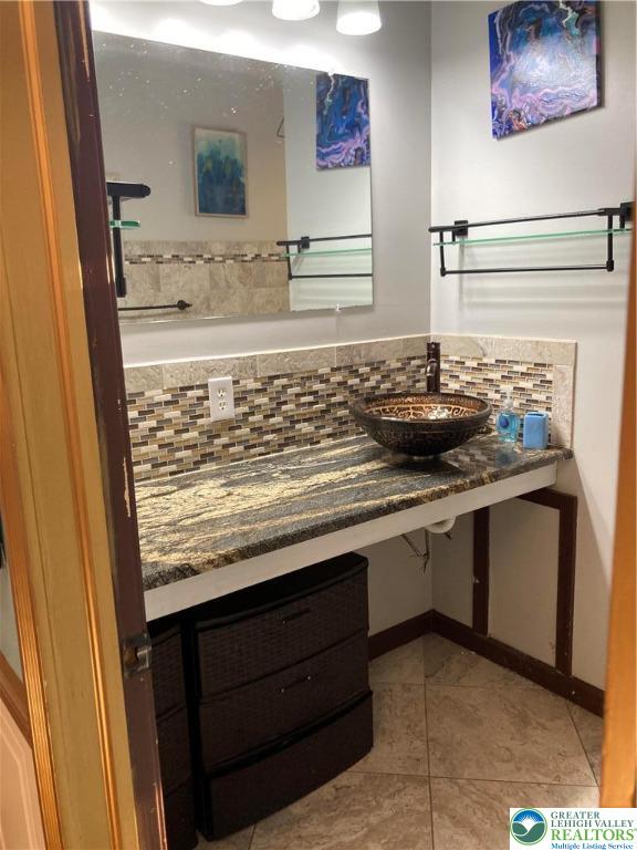 Springfield Twp, Pennsylvania 18077, United States, 4 Bedrooms Bedrooms, ,3 BathroomsBathrooms,Residential,Active,168943