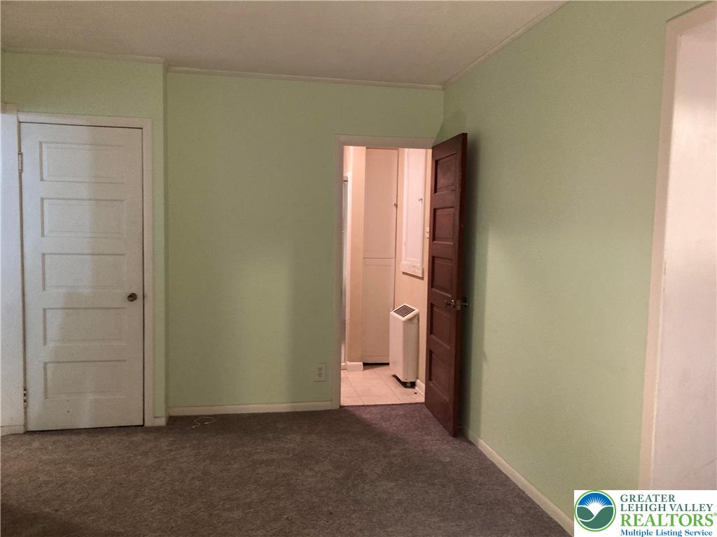 Springfield Twp, Pennsylvania 18077, United States, 4 Bedrooms Bedrooms, ,3 BathroomsBathrooms,Residential,Active,168943