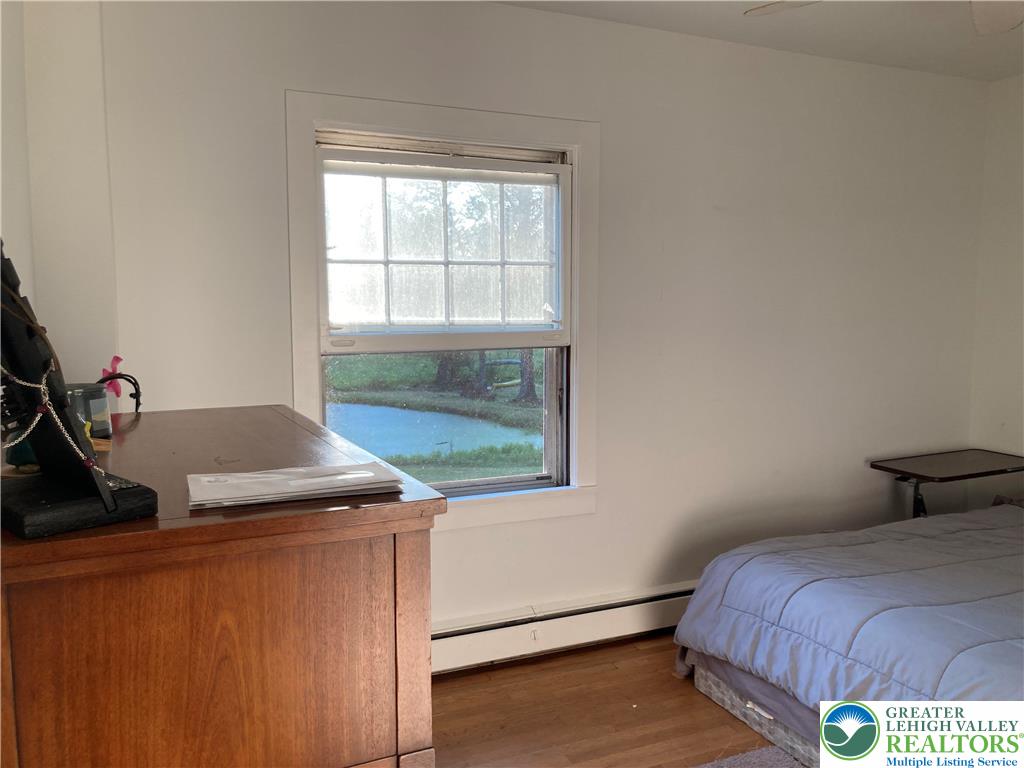 Springfield Twp, Pennsylvania 18077, United States, 4 Bedrooms Bedrooms, ,3 BathroomsBathrooms,Residential,Active,168943