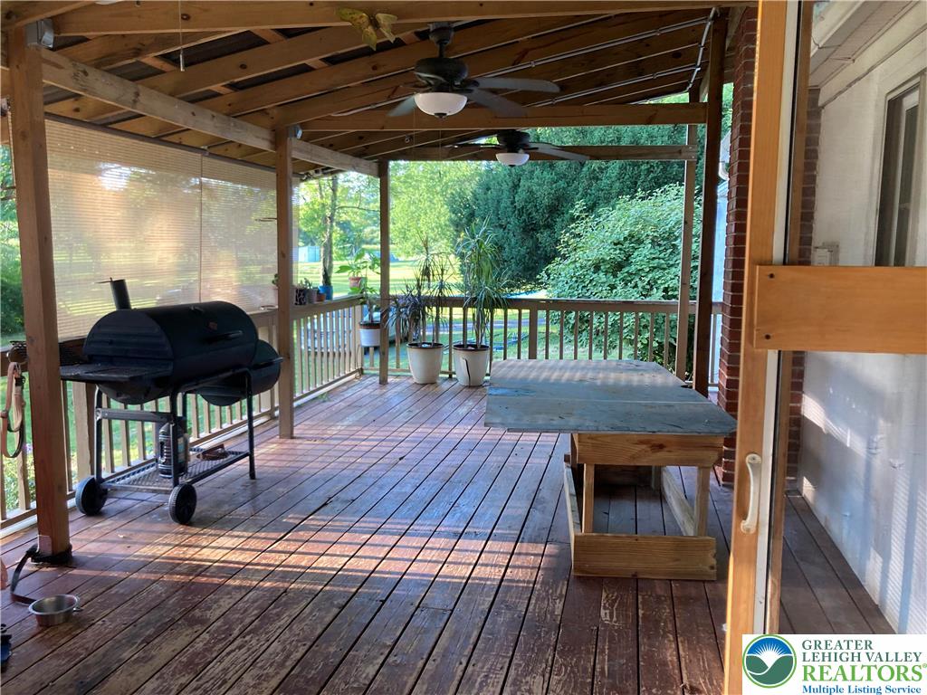 Springfield Twp, Pennsylvania 18077, United States, 4 Bedrooms Bedrooms, ,3 BathroomsBathrooms,Residential,Active,168943