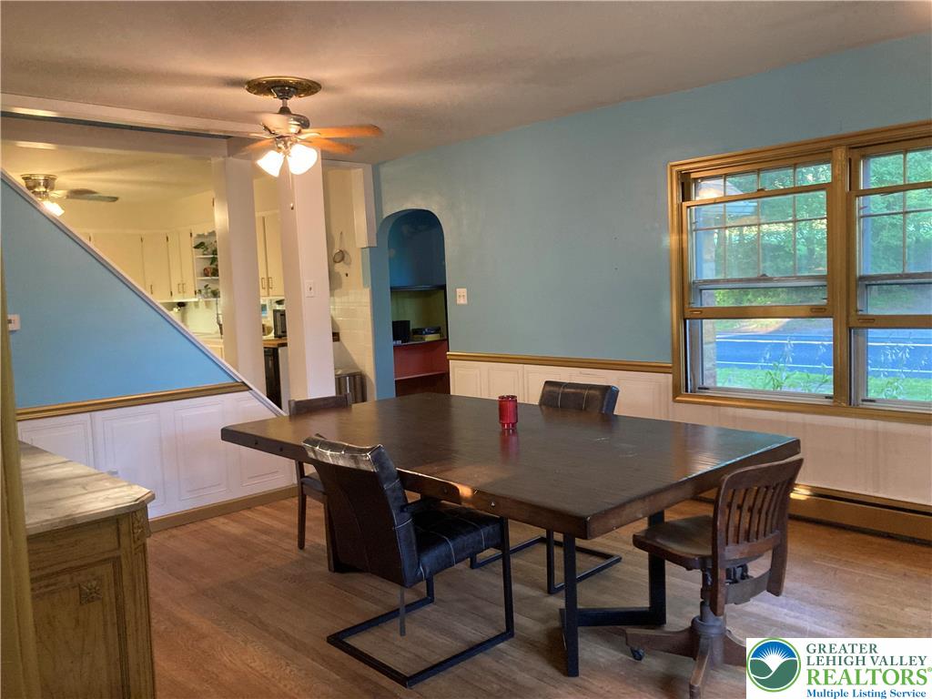 Springfield Twp, Pennsylvania 18077, United States, 4 Bedrooms Bedrooms, ,3 BathroomsBathrooms,Residential,Active,168943