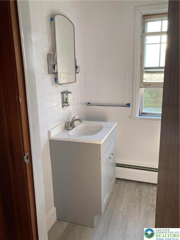 Springfield Twp, Pennsylvania 18077, United States, 4 Bedrooms Bedrooms, ,3 BathroomsBathrooms,Residential,Active,168943