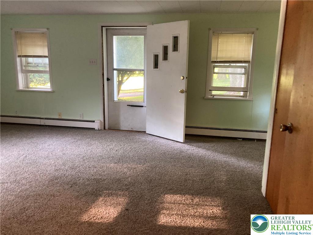 Springfield Twp, Pennsylvania 18077, United States, 4 Bedrooms Bedrooms, ,3 BathroomsBathrooms,Residential,Active,168943