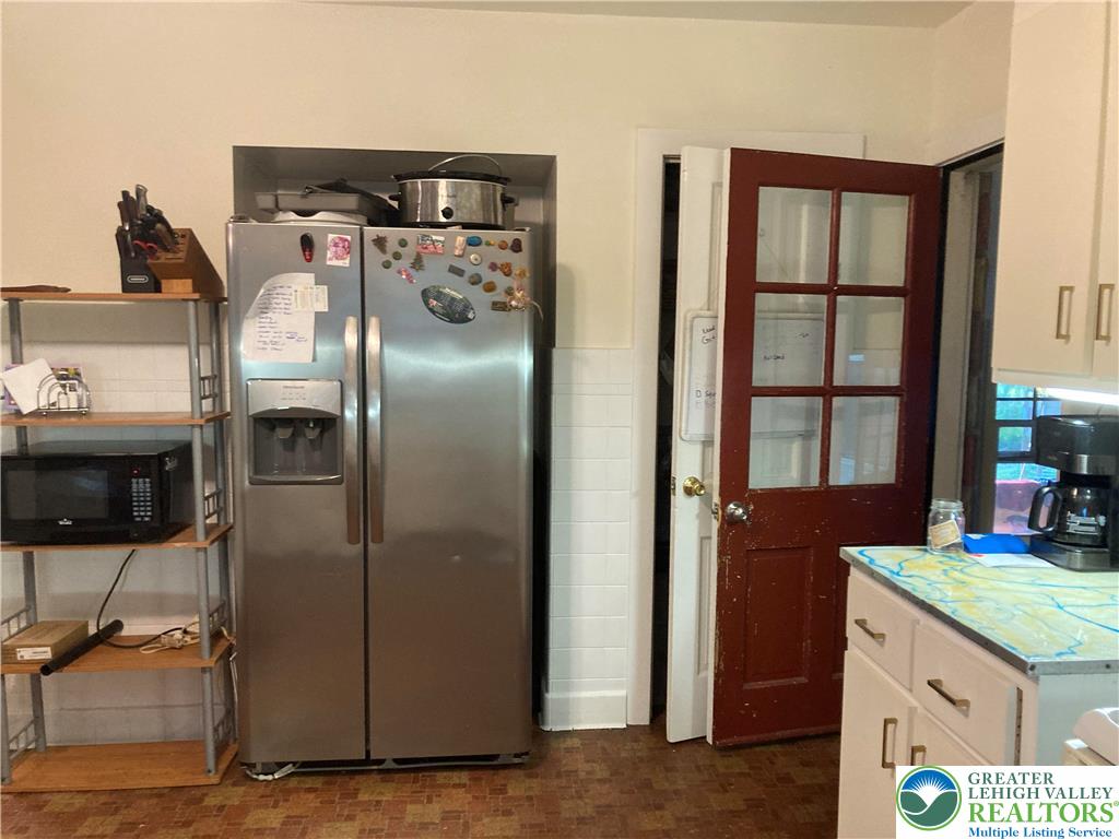 Springfield Twp, Pennsylvania 18077, United States, 4 Bedrooms Bedrooms, ,3 BathroomsBathrooms,Residential,Active,168943