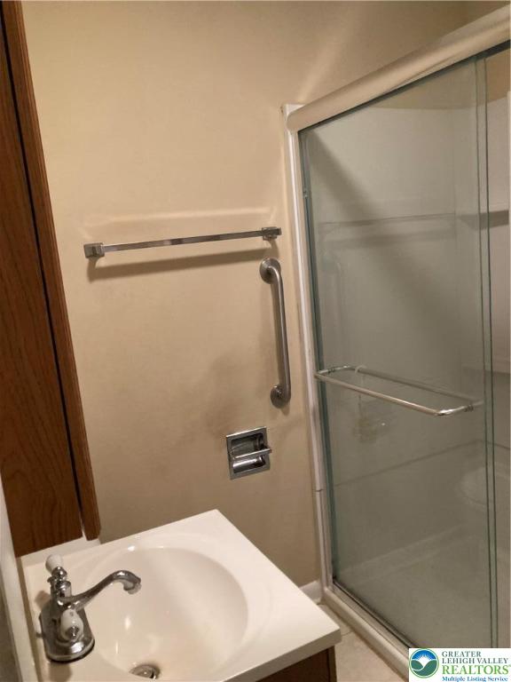 Springfield Twp, Pennsylvania 18077, United States, 4 Bedrooms Bedrooms, ,3 BathroomsBathrooms,Residential,Active,168943