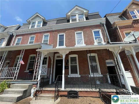 Photo of 517 Cleveland Street #2, Allentown, PA 18103 (MLS # 766822) Photo of 517 Cleveland Street #2, Allentown, PA 18103 (MLS # 766822)