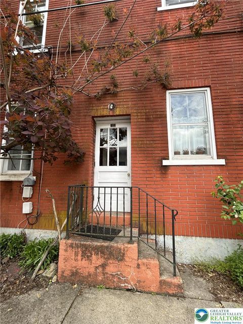 Photo of 118 Delaware, Riegelsville Boro, PA 18077 (MLS # 776961)